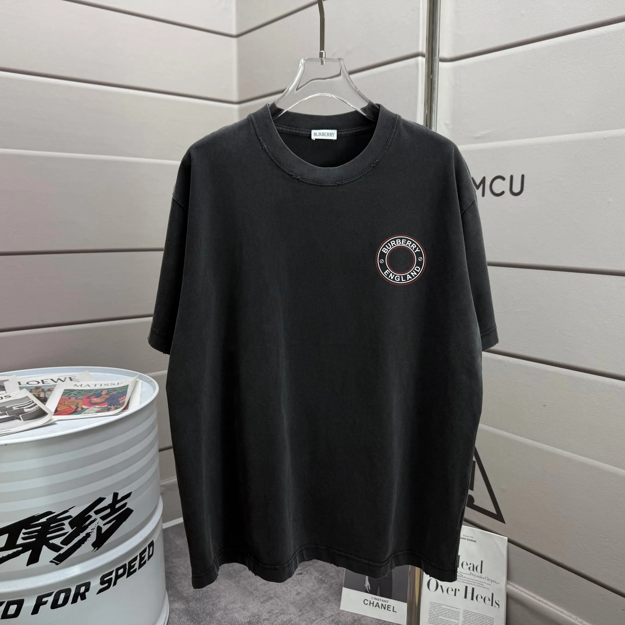 # Burberr* *2026 New Arrival 320 tee Same Style :Black White Size :S M L XL XXL Size： S （90-130 ） M （120-150 ） L （140-165 ） XL （160-180 ） XXL （180-210 ）